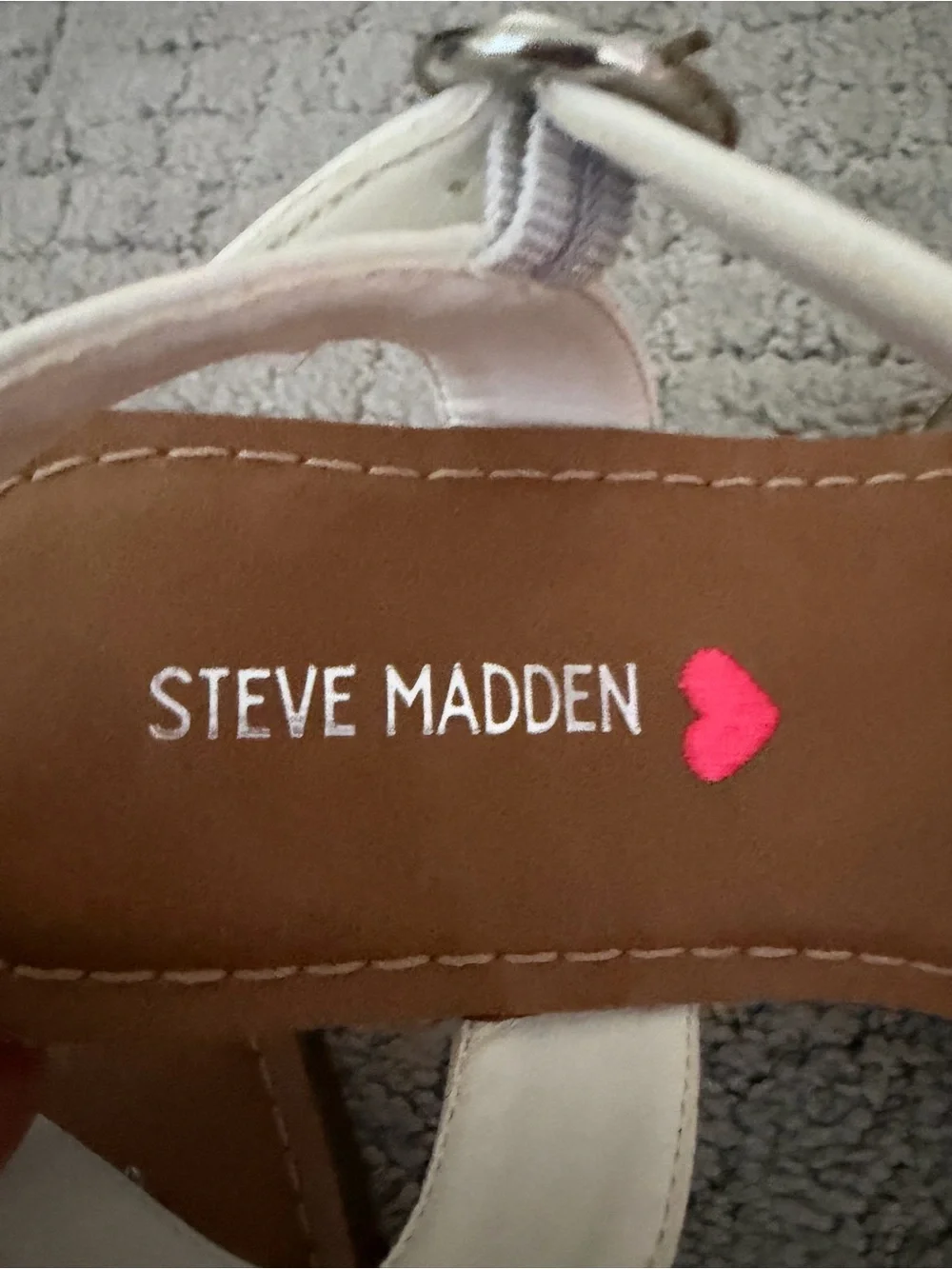 Steve Madden White Kids Sandals with white daisy accents